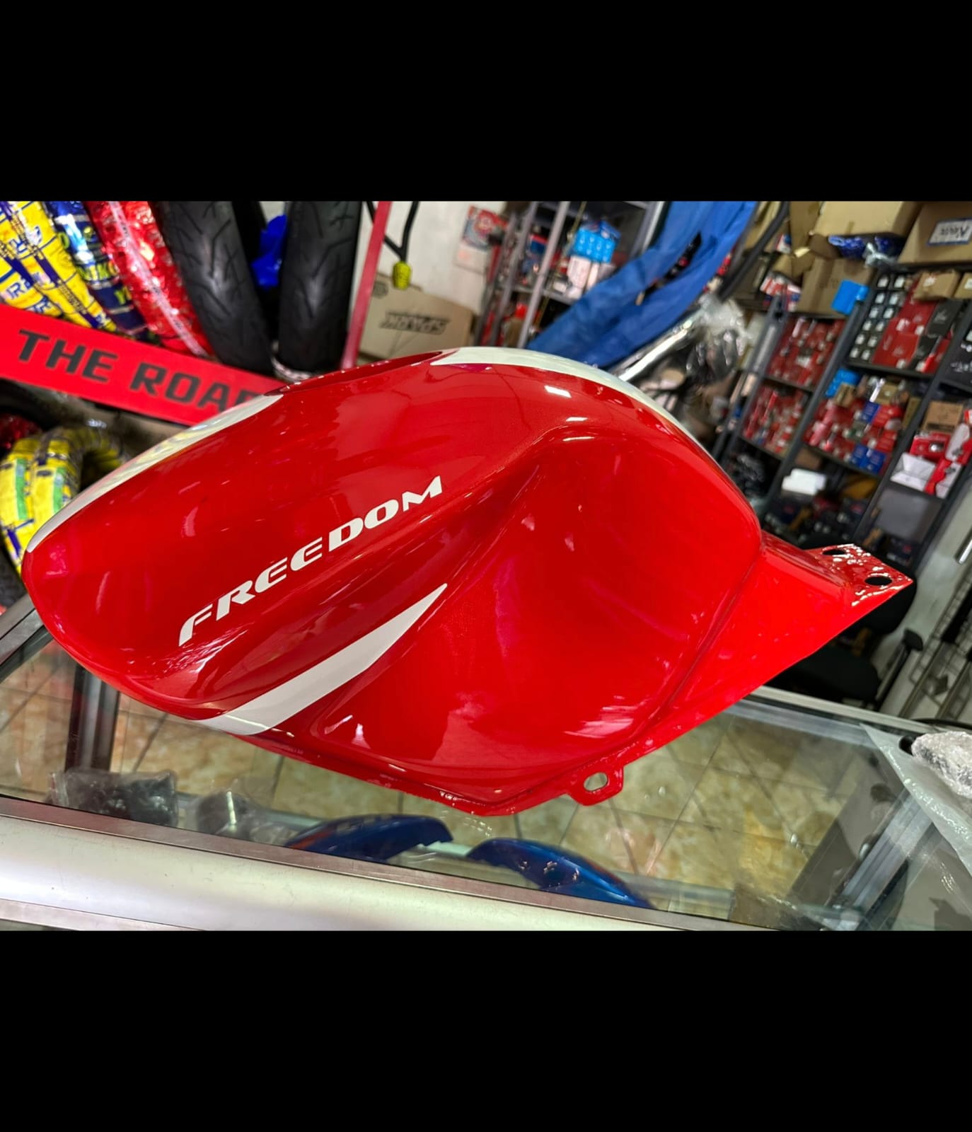 TANQUE FREEDOM SPITZER 200 ROJO