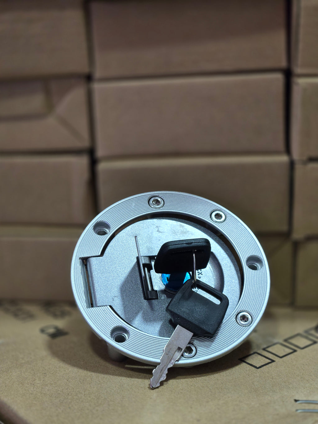 Tapon de tanque multiperno